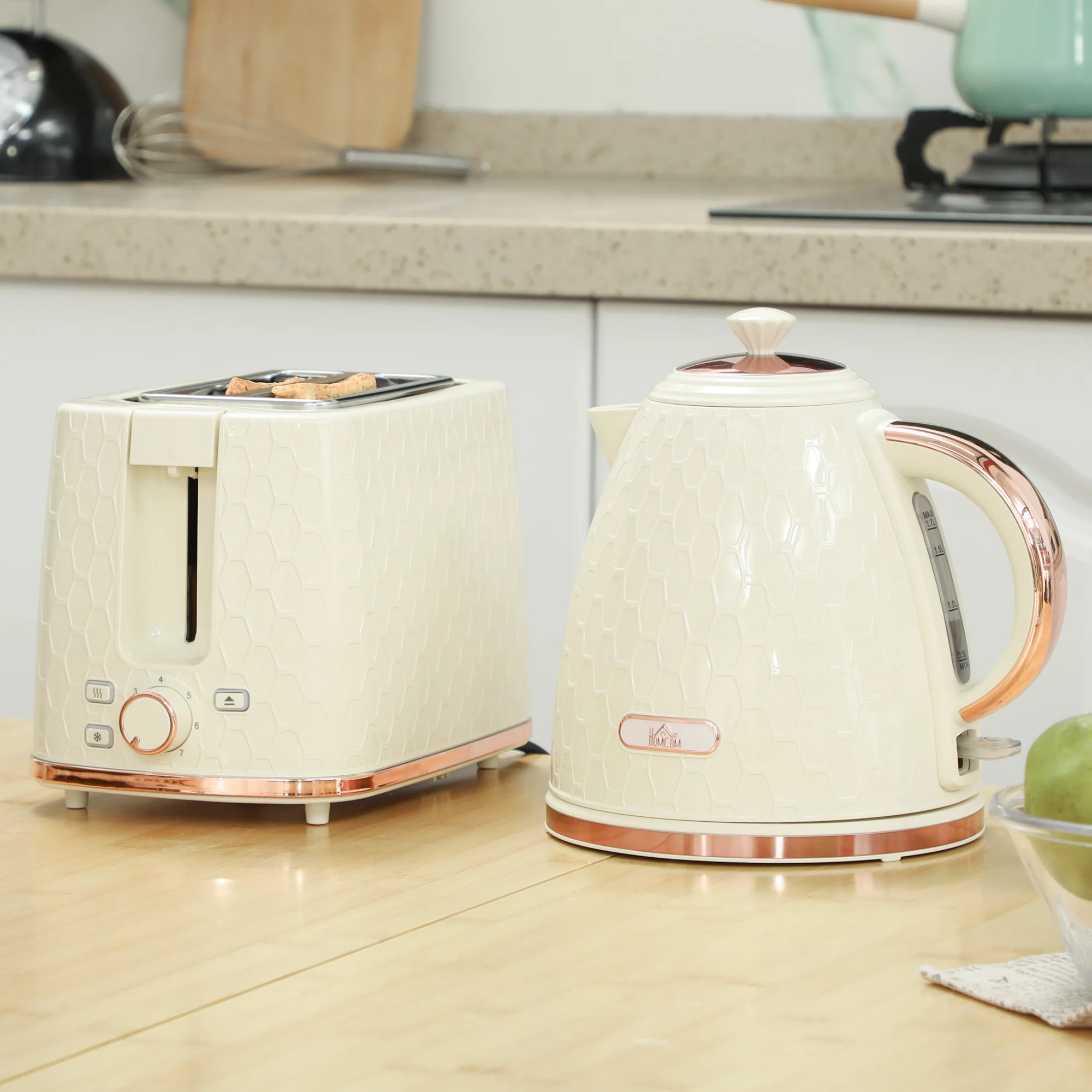 Beige Honeycomb Kettle and Toaster Set | Fast Breakfast Solution - Image 6